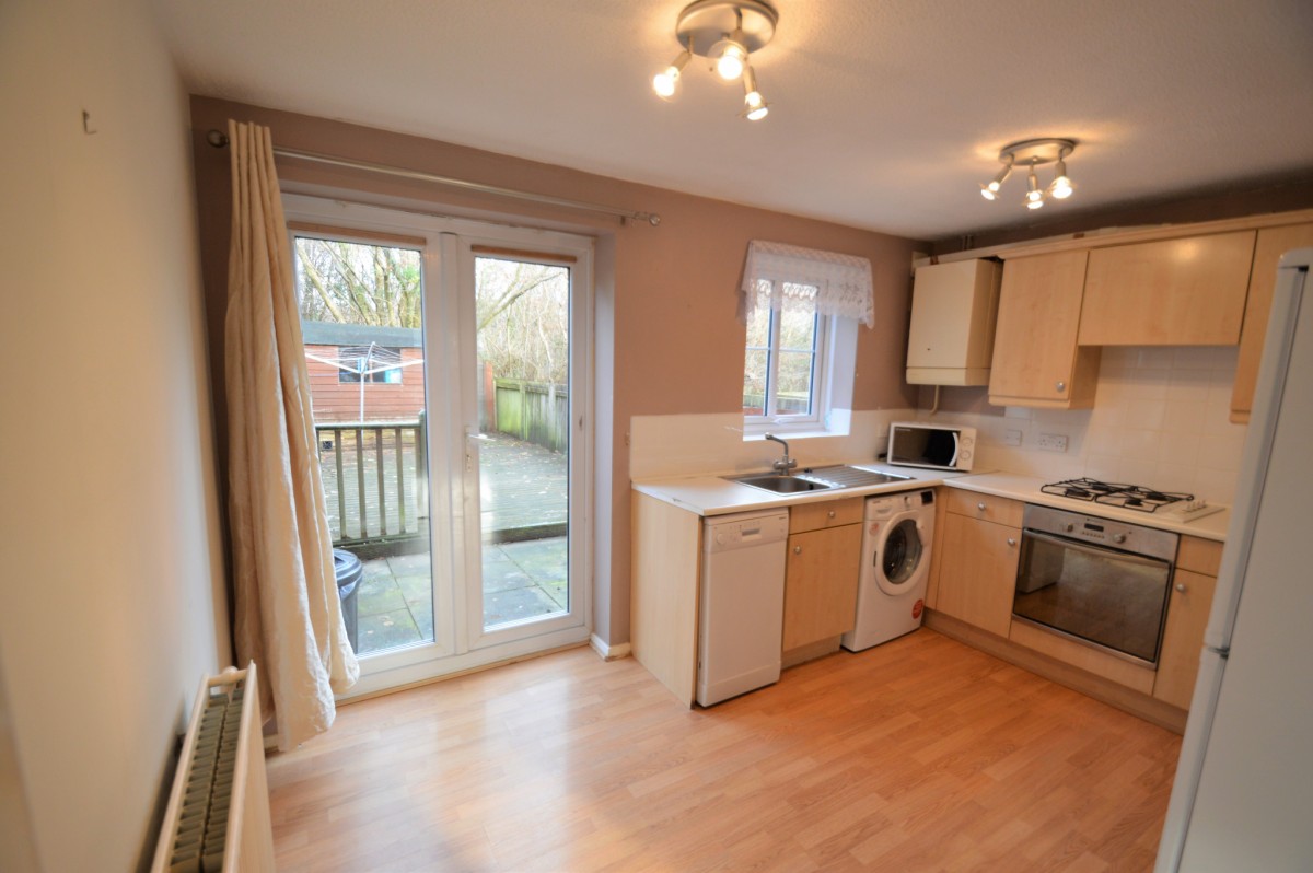 kitchen 2.jpg